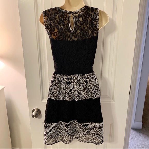 Speechless Work / Business / Sundress Size Medium - Picture 5 of 7